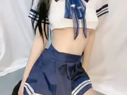 巨乳嫩模巨乳JK少女自拍